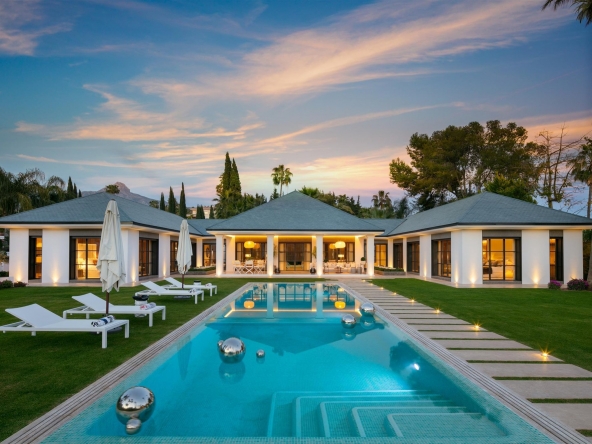 Front line Las Brisas Golf Estate $7,916,515