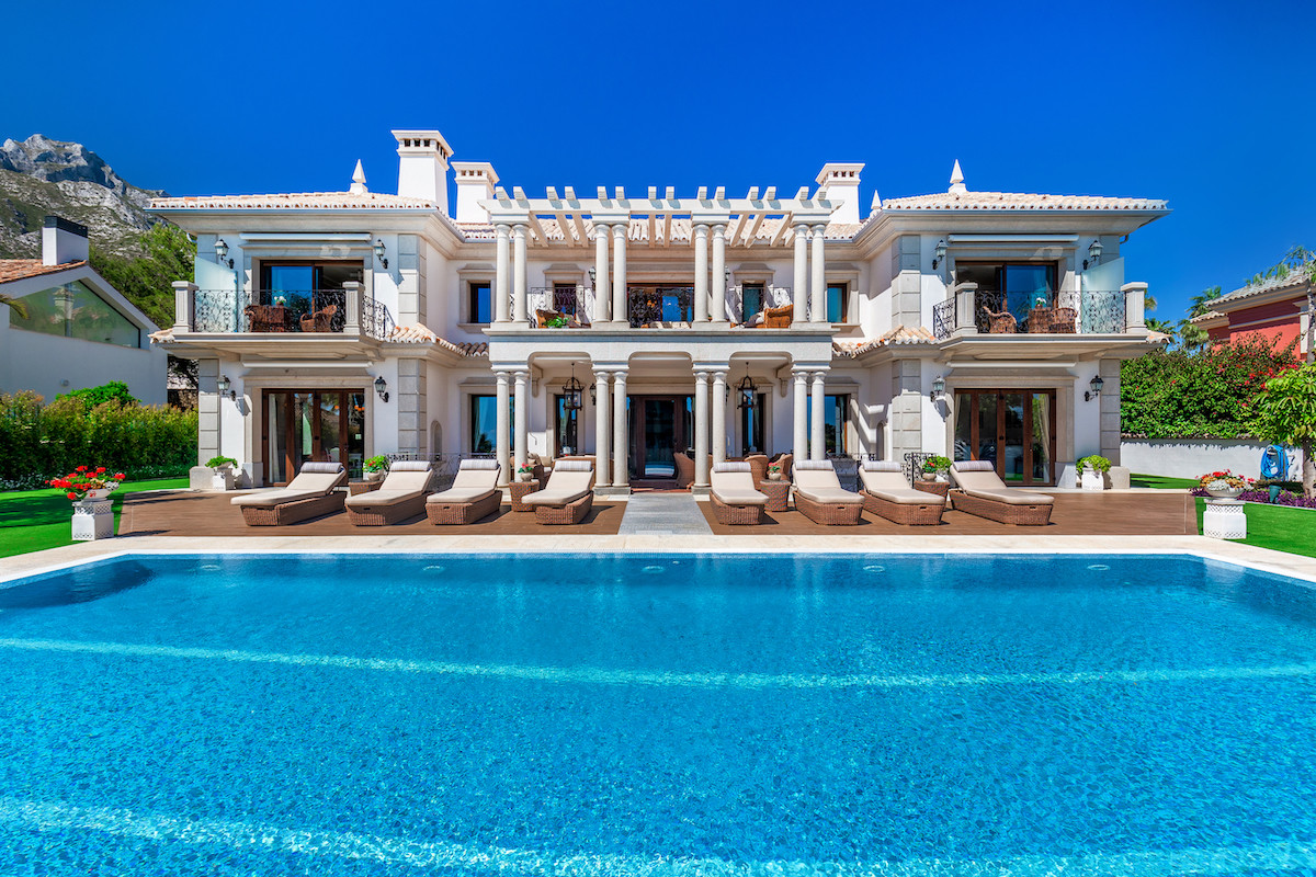 Reformed Luxury Golden Mile Villa $5,495,000