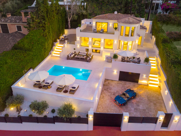Fully Modernised Luxury Villa in Nueva Andalucia $3,245,000