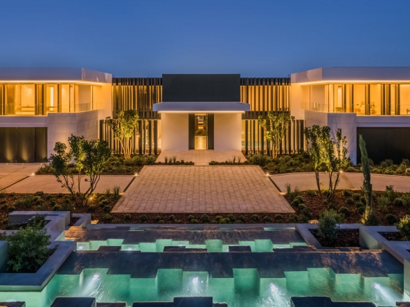 Brand New Luxury Villa in La Zagaleta Pool
