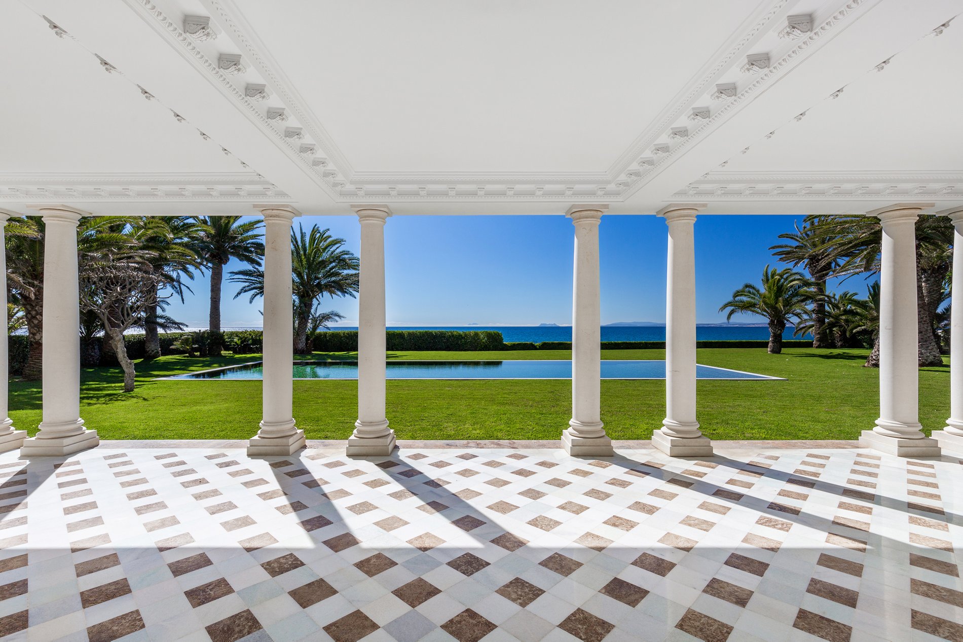 Stunning Oceanfront Miramar Palace Patio