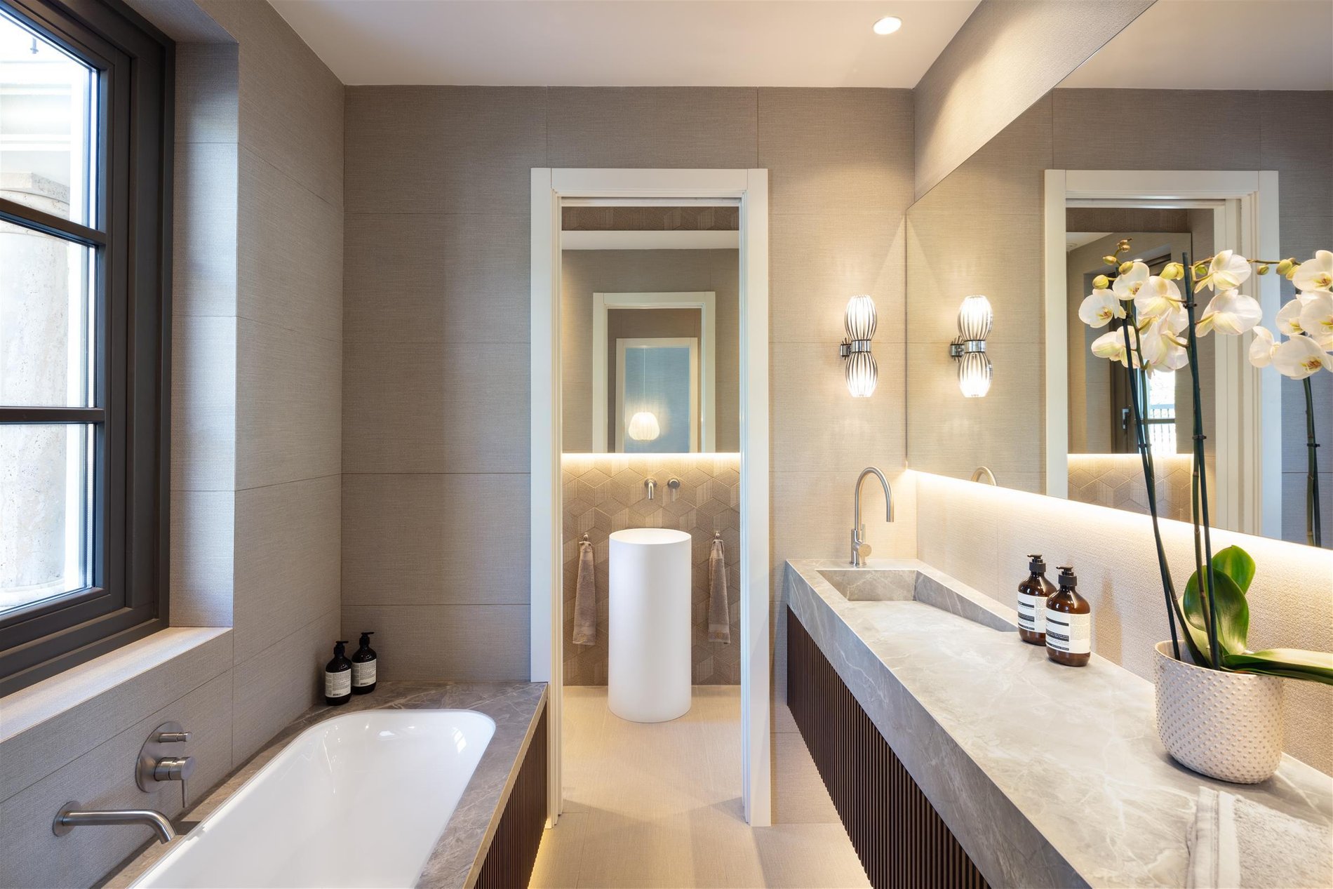 Amazing Renovated Family Home in Sierra Blanca Bathroom