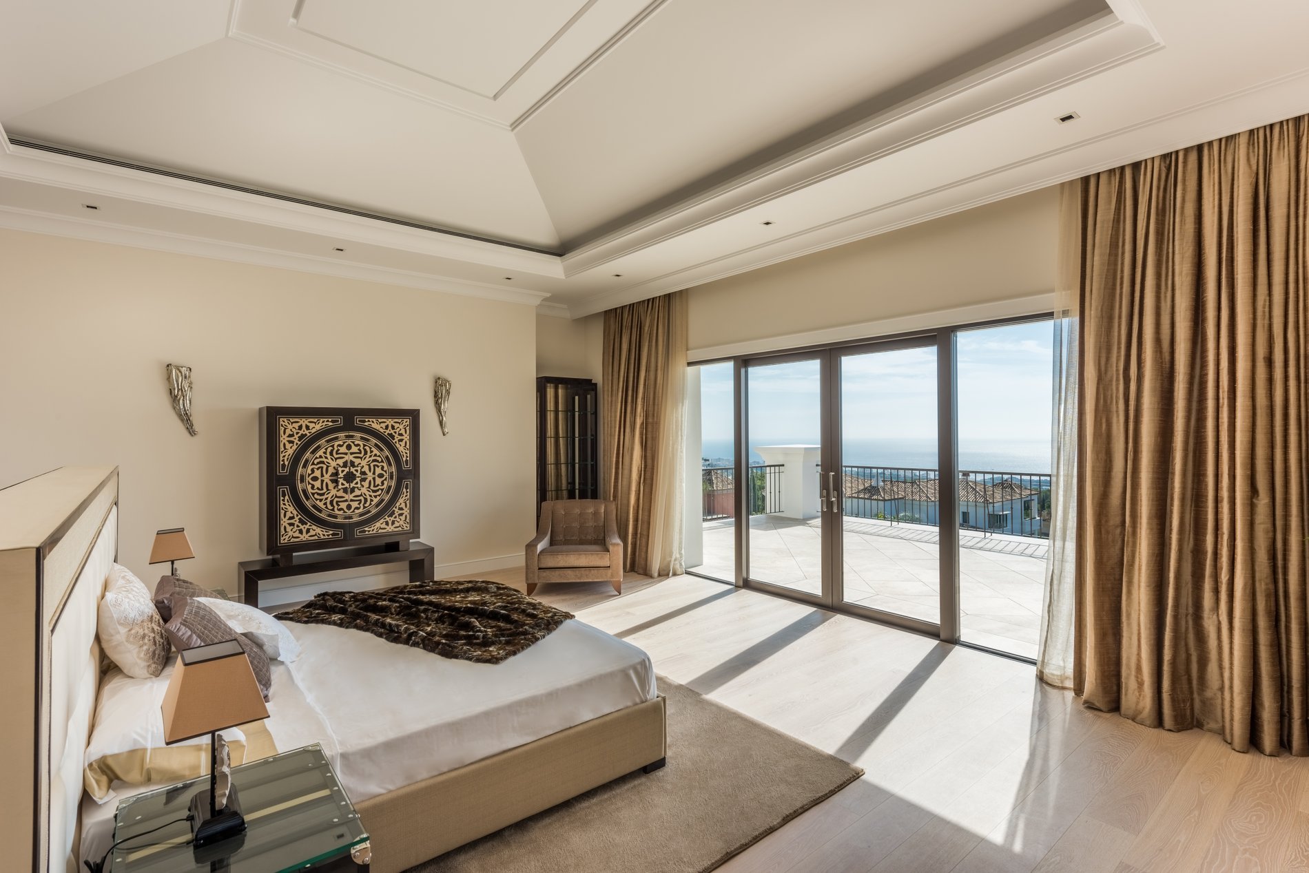 Contemporary Andalusian Villa in Sierra Blanca Bedroom
