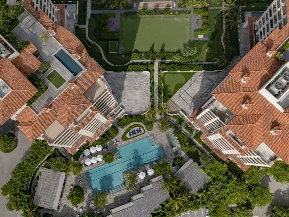 Opulent Penthouse with Rooftop $40,970,716