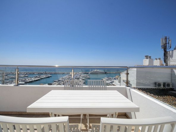 3 bedroom Apartment in Puerto Banús €975,000