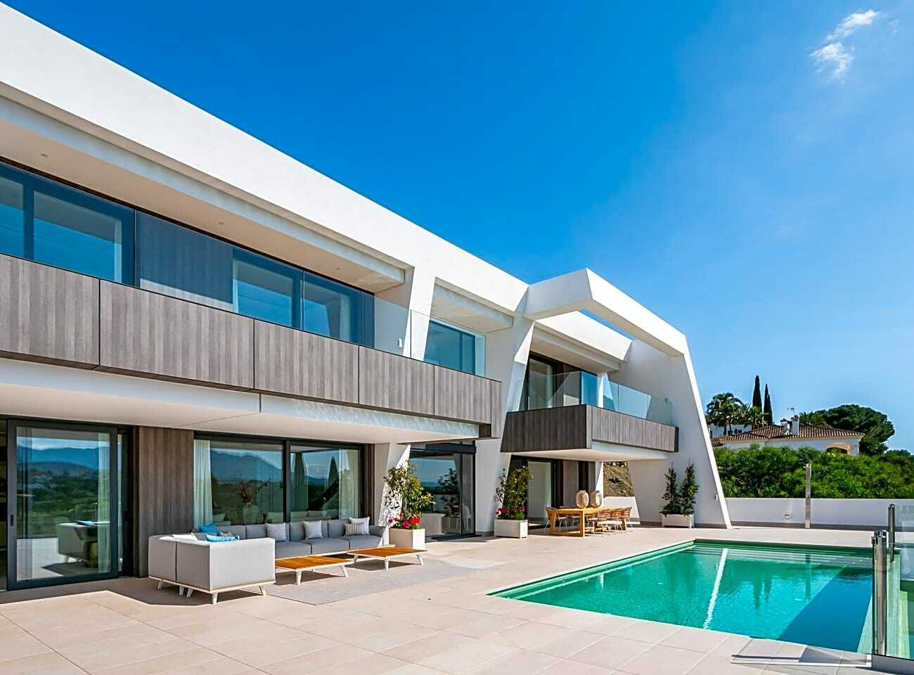 El Paraíso Villa $2,867,497