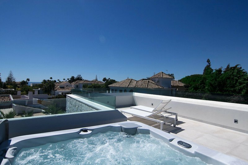 Guadalmina Baja Villa Jacuzzi