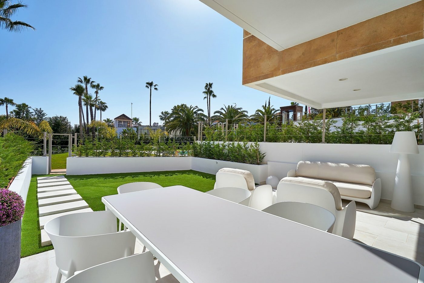 Marbella Terraced House Al Fresco Dining