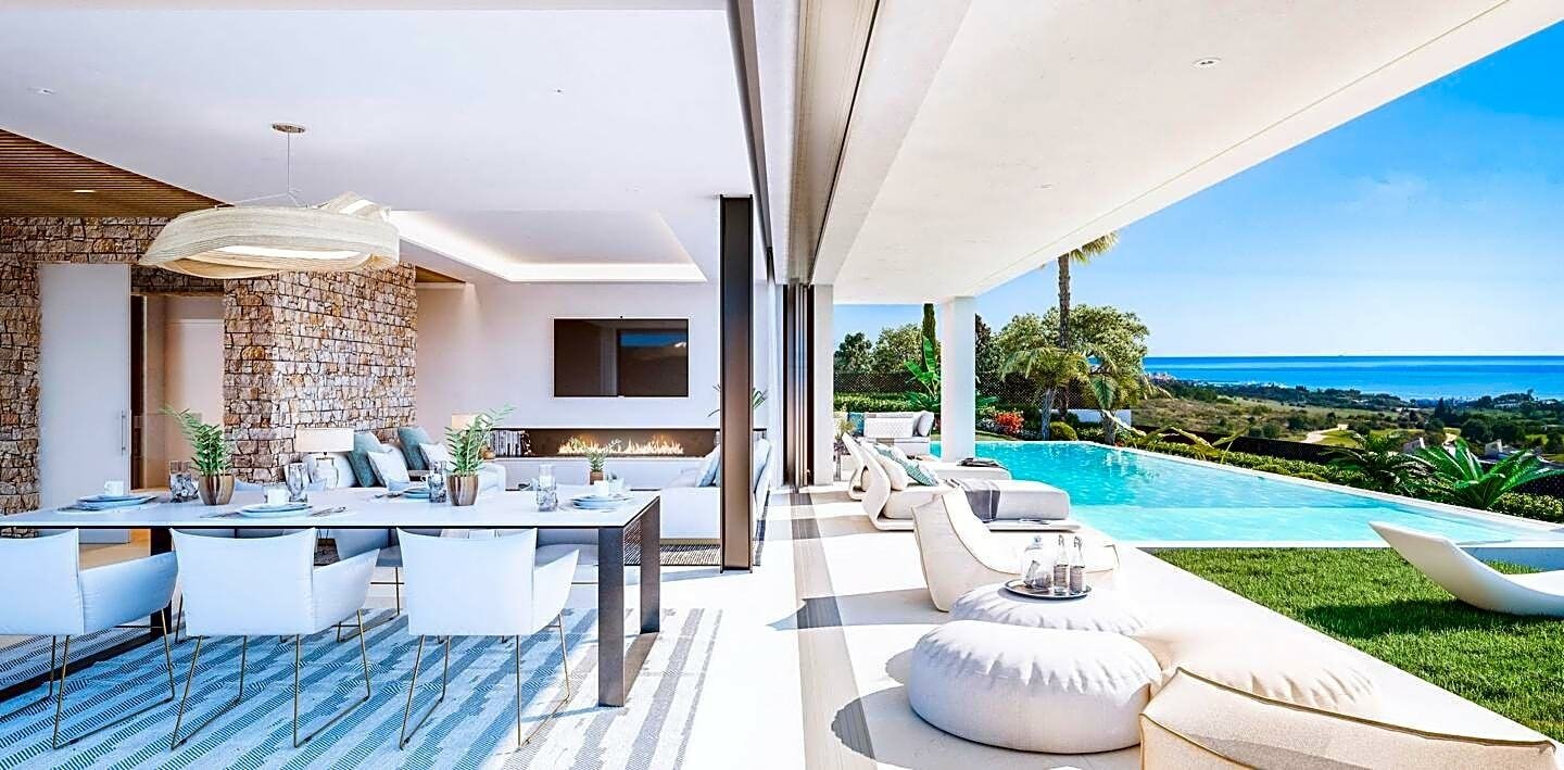 Modern Estepona Villa Patio