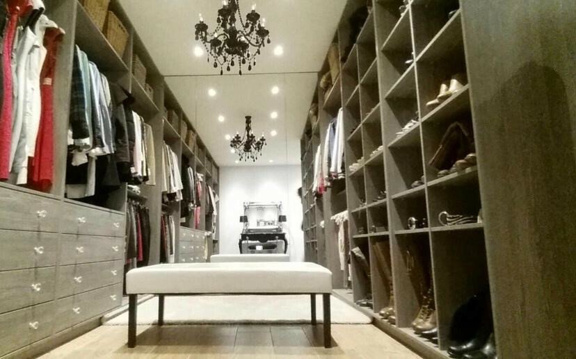 Casa Nueva Andalucía Walk In Closet