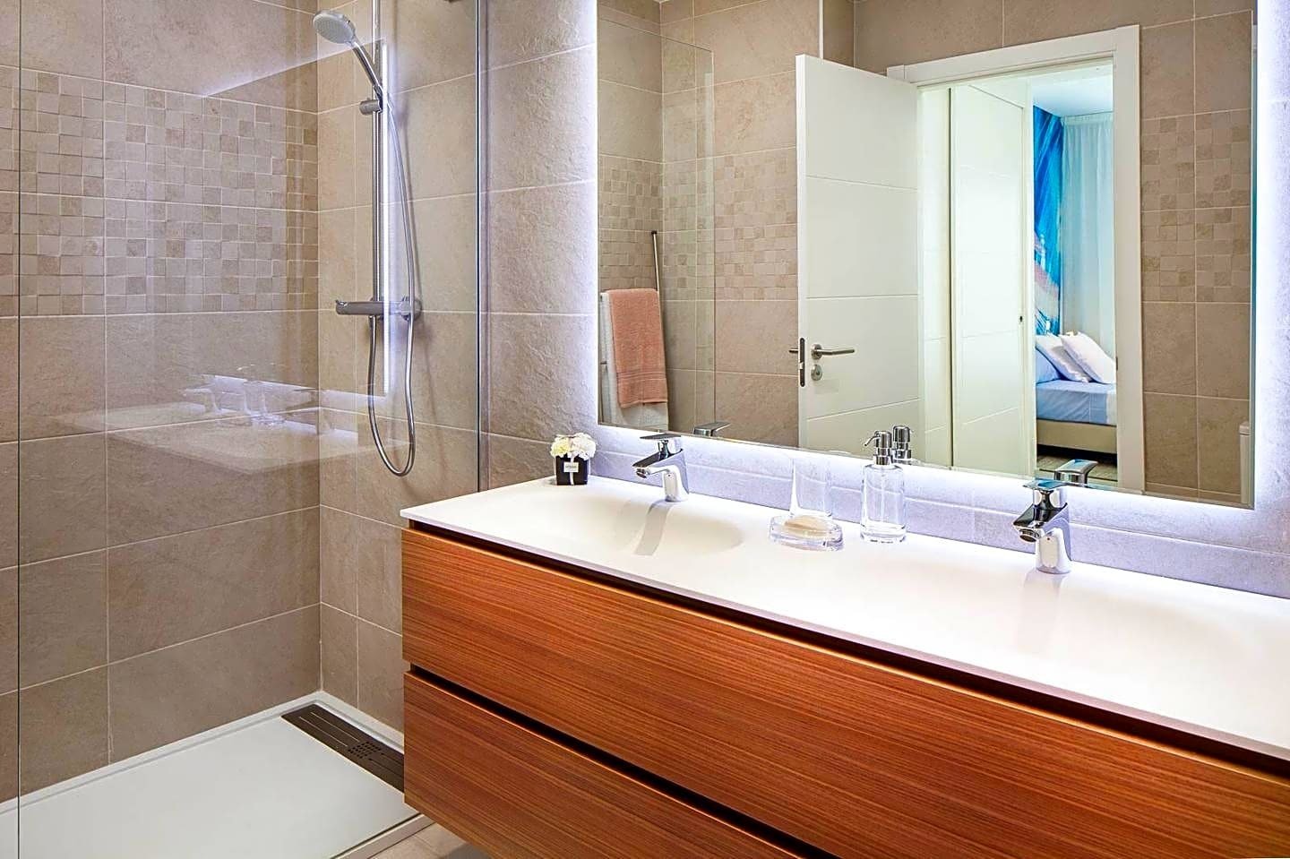 Estepona Modern Penthouse Bathroom