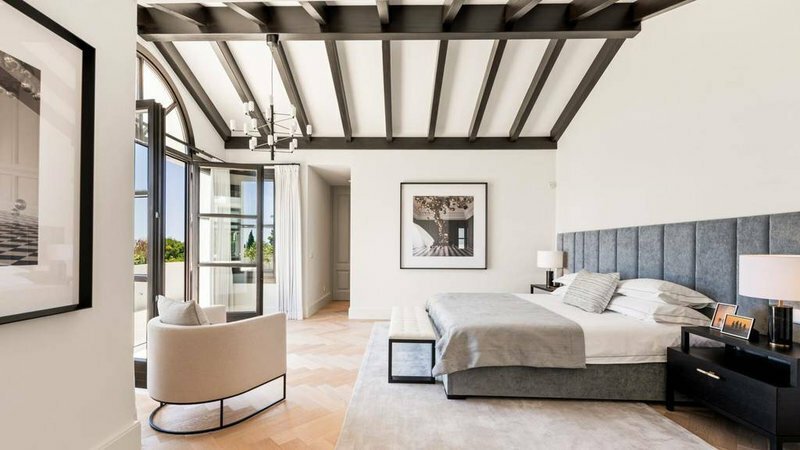 Nueva Andalucia Villa Bedroom