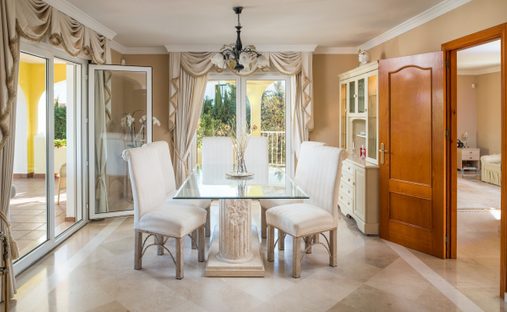 Estepona Villa with Mediterranean View Dining Room