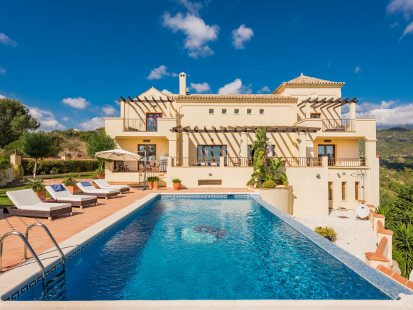 Monte Mayor Golf Villa €1,950,000