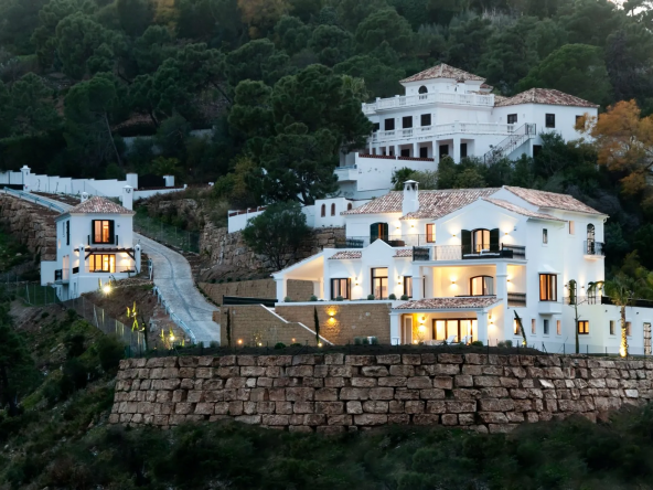 Madroñal Luxury Villa $4,014,085