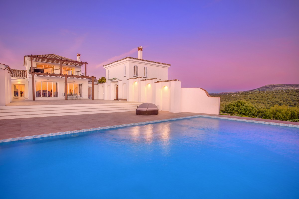 5 bedroom Villa in Ronda €1,090,000