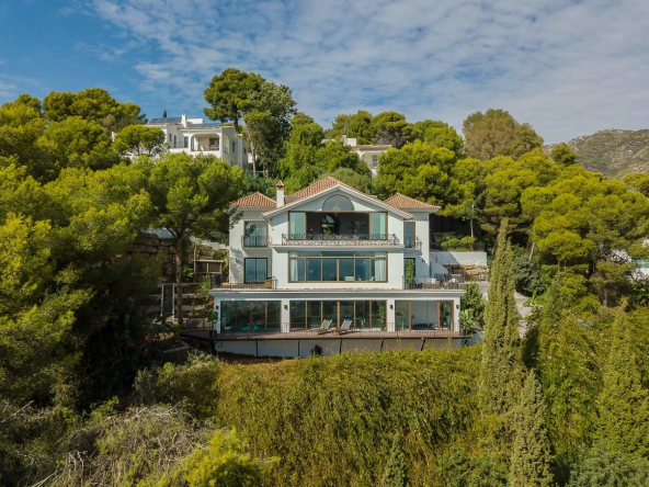 Stunning Villa With Unbeatable Sea Views In Marbella $3,638,268