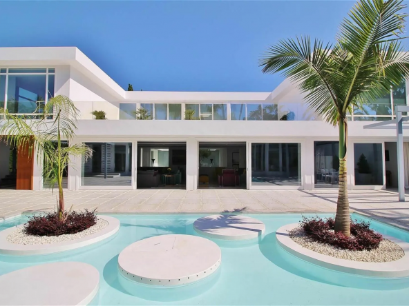 Villa de San Pedro De Alcántara $7,234,939