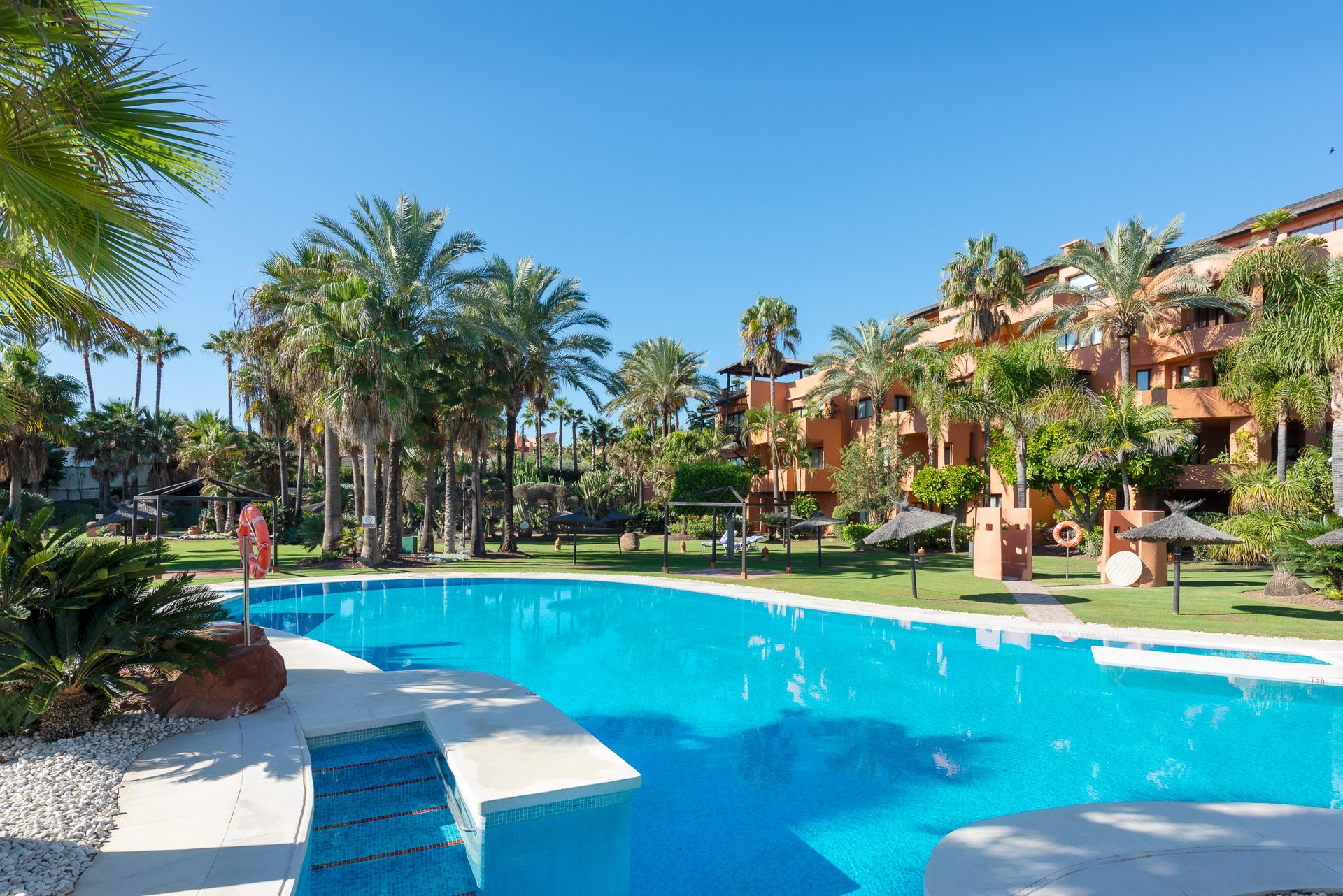 Exclusive Apartment in Kempinski $1,166,004