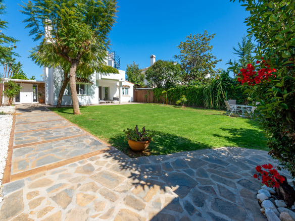 Beautiful Villa near to the Beach $629,878