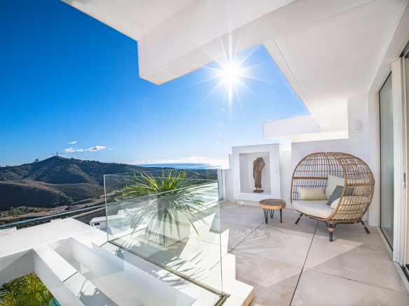 Modern Penthouse Located in a Biosphere Reserve $1,658,059