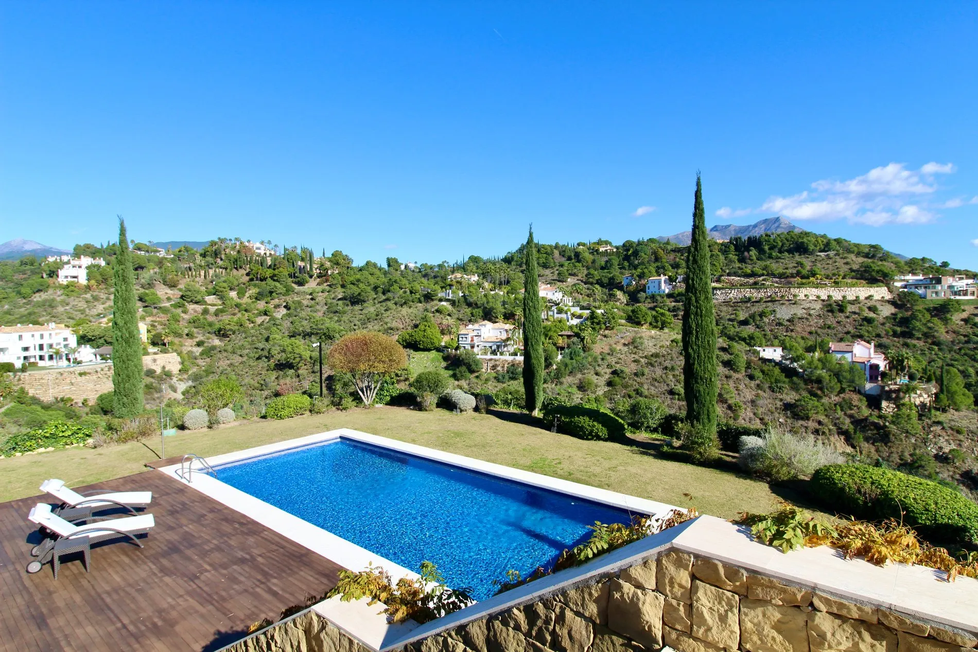 Madroñal Luxury Villa