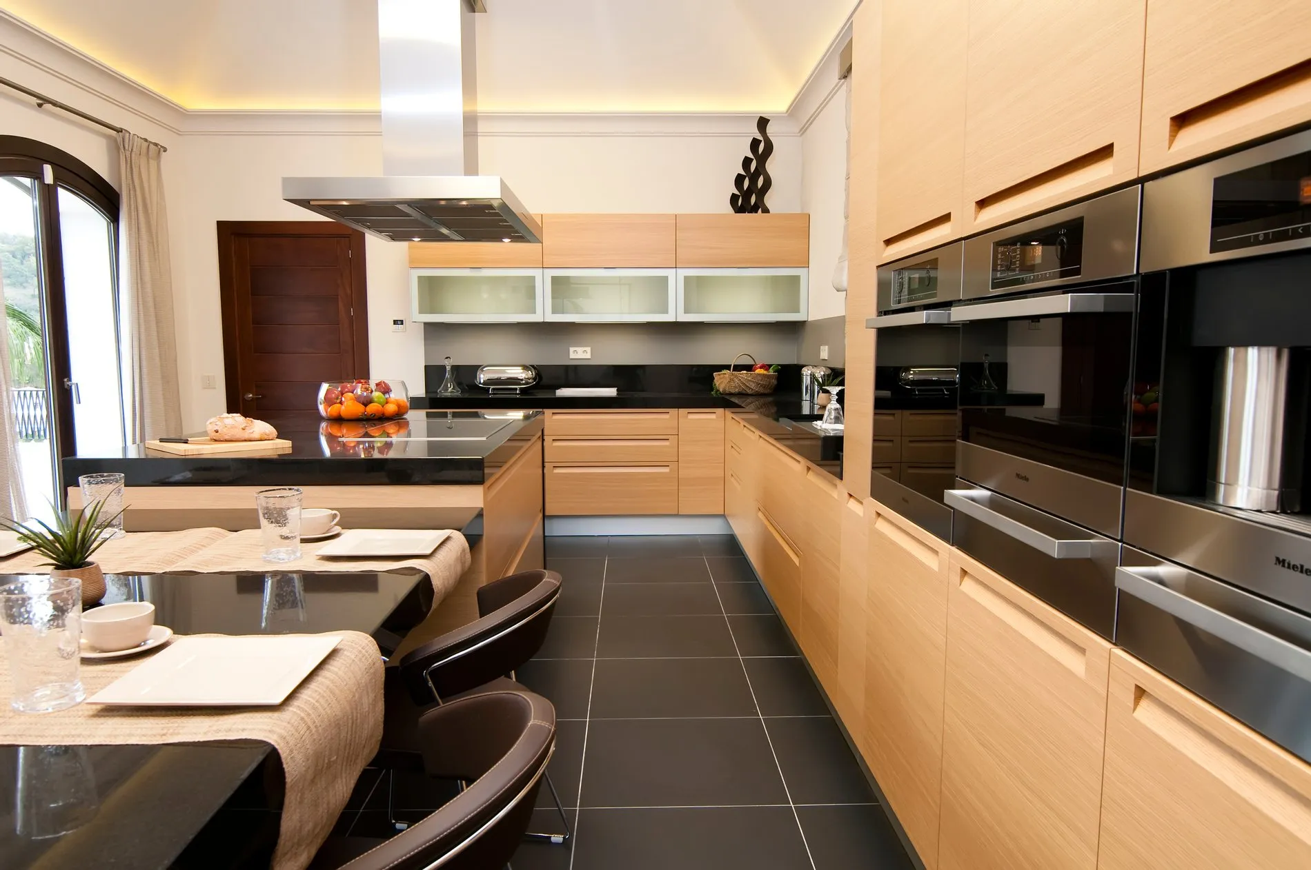 Madroñal Luxury Villa