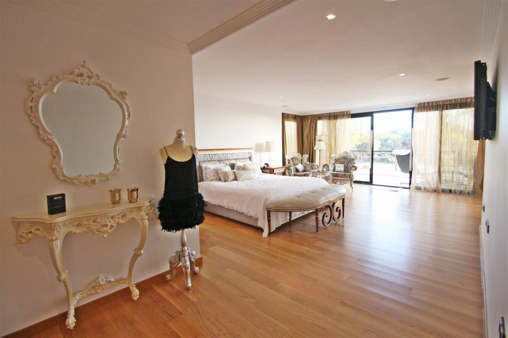 Unique Marbella Villa Bedroom