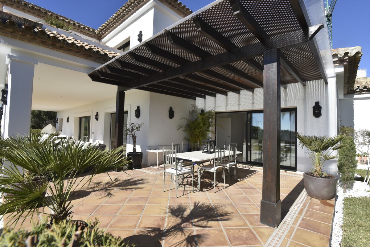 7 bedroom Villa in Benahavís Patio