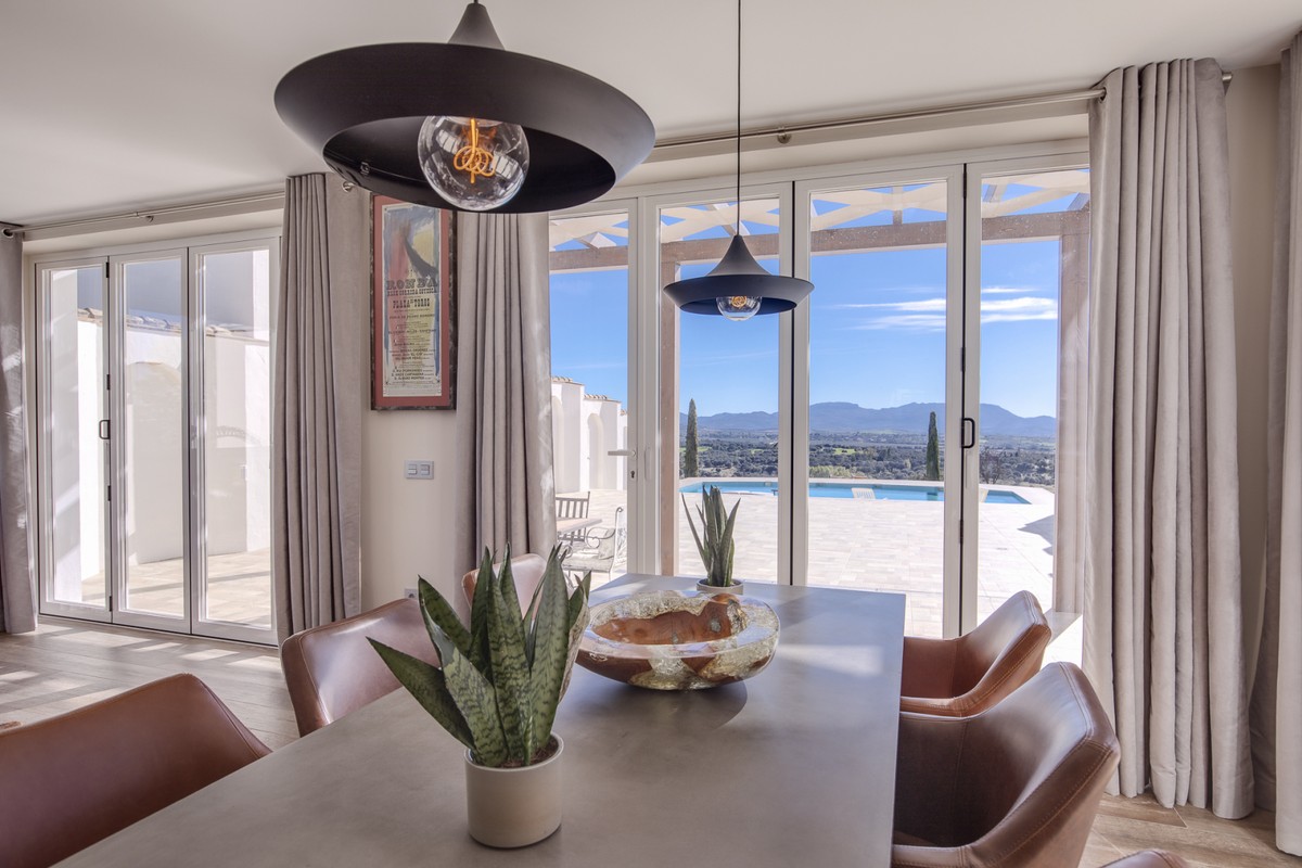 5 bedroom Villa in Ronda Dining Room