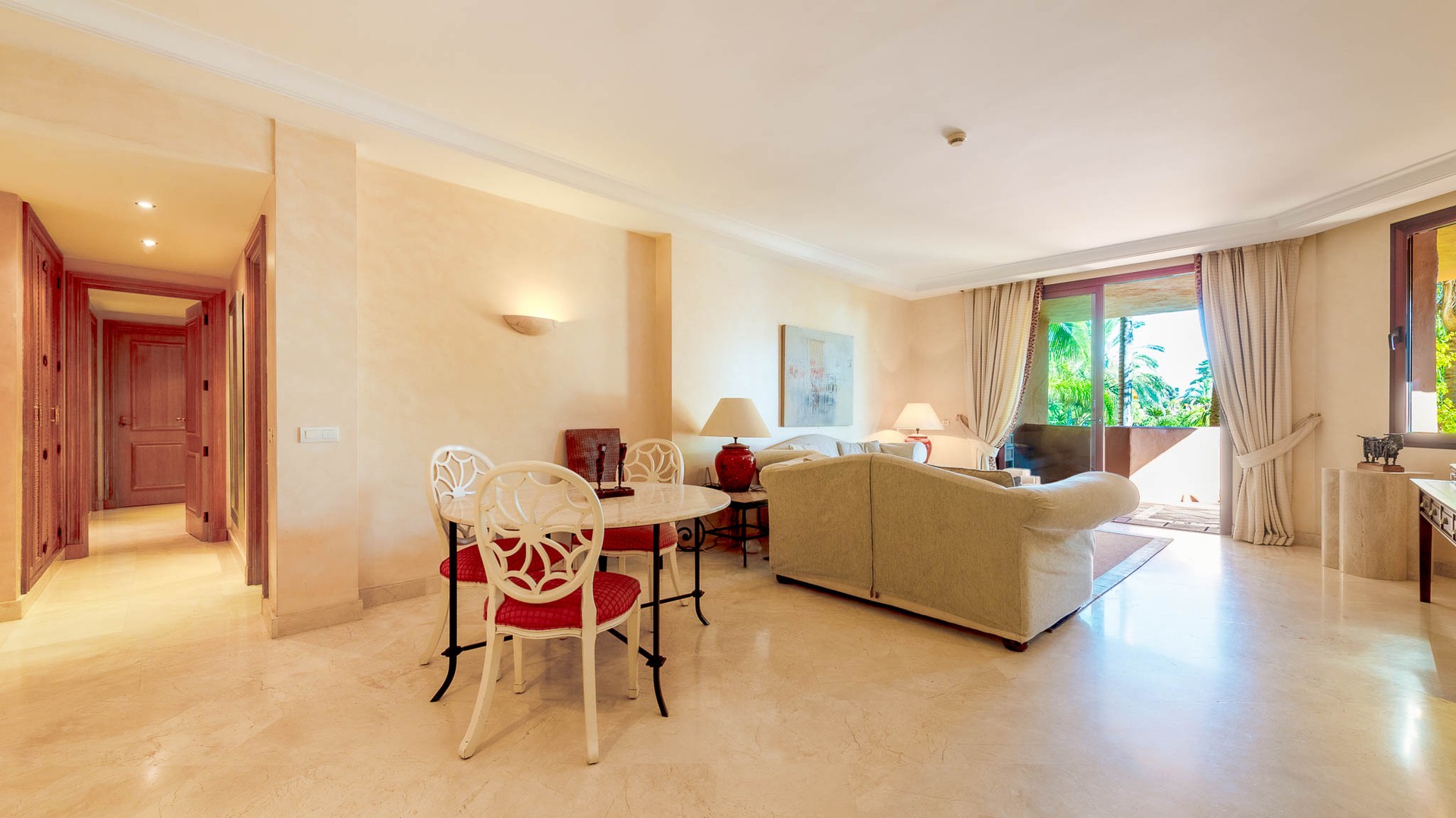 Exclusive Apartment in Kempinski